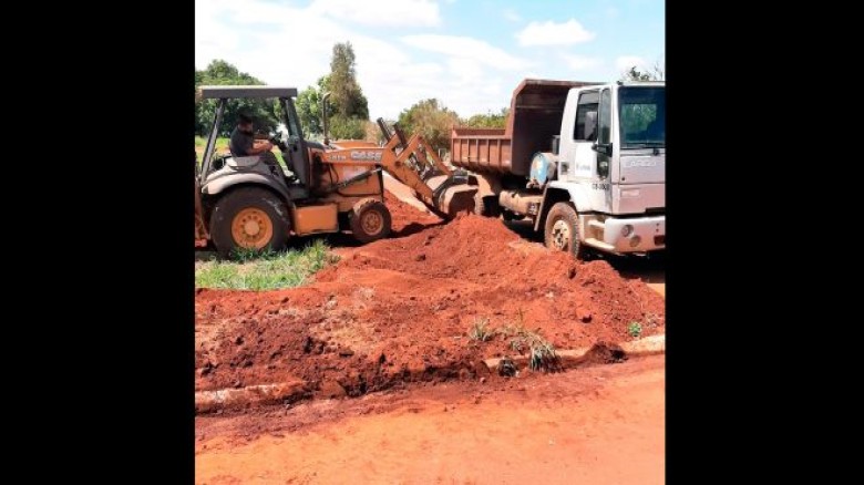 Prefeitura vai instalar tubulação para escoar água das chuvas no cemitério