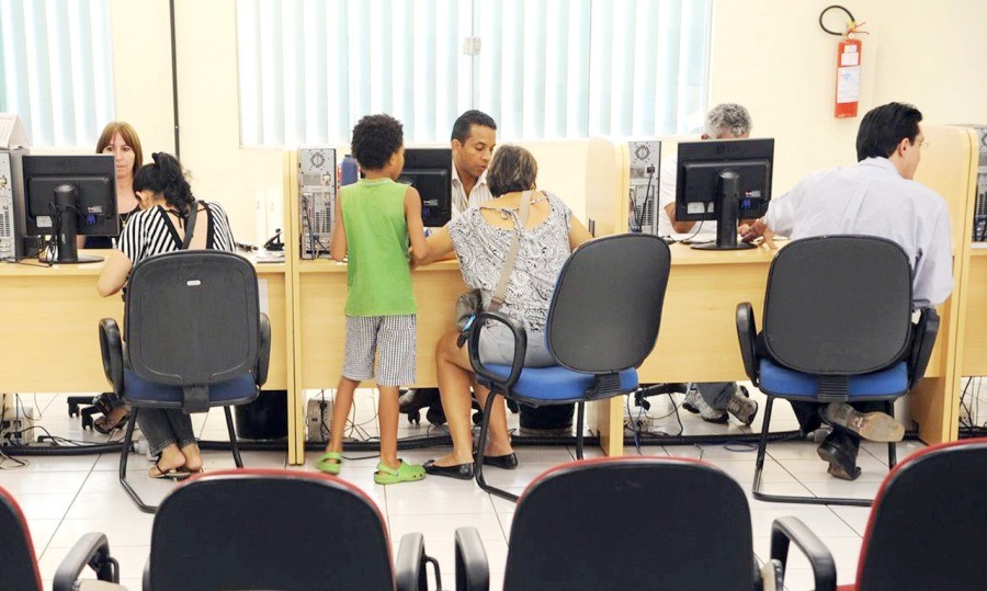 Cartórios Eleitorais fazem plantão para alistamento eleitoral