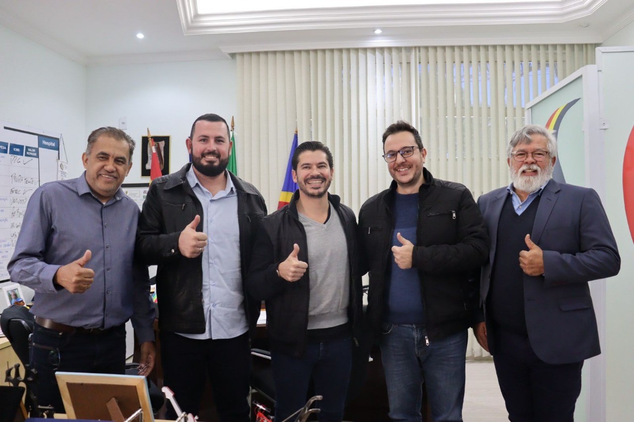 Deputado Júnior Bozzella visita Sumaré para discutir investimentos