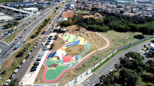 Zezé inaugura Parque Socioambiental do Green Park e fala em ‘novo marco’