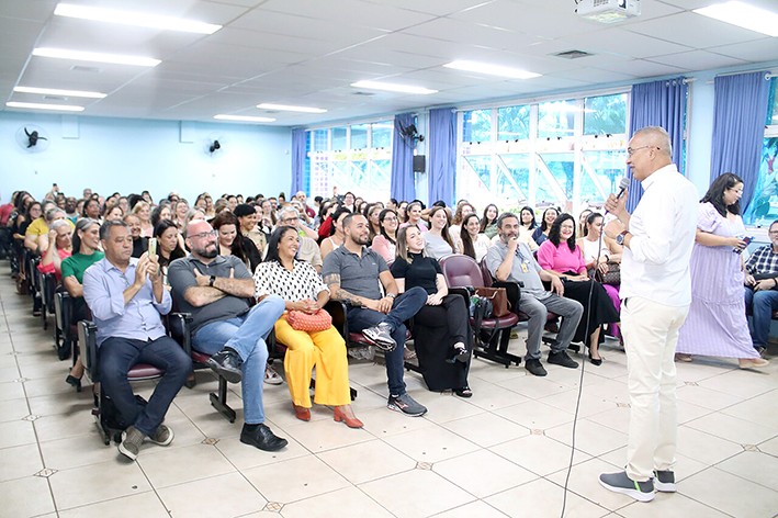 Hortolândia lança manual de atendimento humanizado e eficaz de crianças e adolescentes vítimas de violência