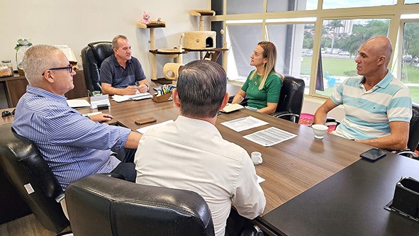 Leitinho solicita apoio de deputado para construir sede da Guarda Municipal