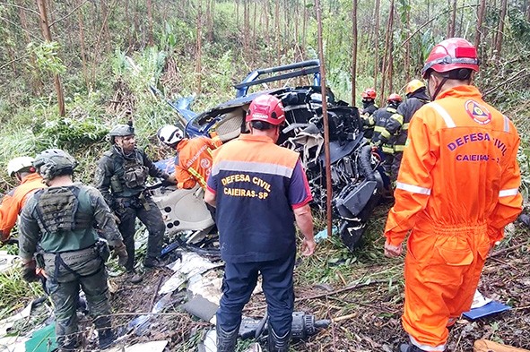 Casal de Nova Odessa morre após queda de helicóptero; Leitinho e Dalben lamentam