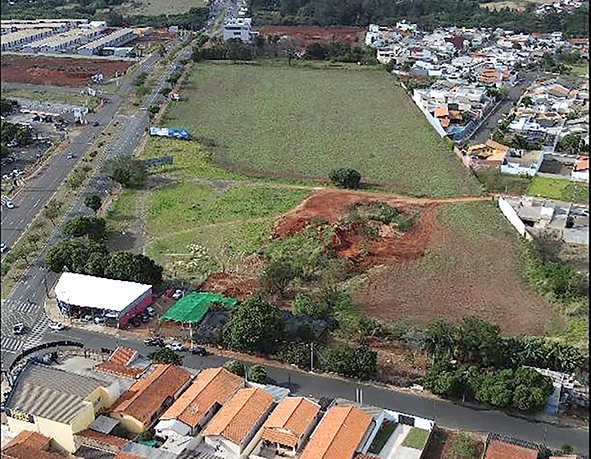 Leitinho procura parceria para novo Hospital Municipal e quer oferecer procedimento local de hemodiálise